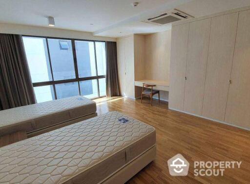 4-BR Apt. near BTS Phrom Phong