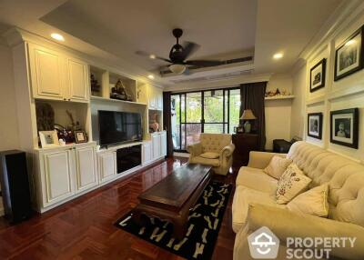 2-BR Condo at Supreme Ville Condominium near MRT Khlong Toei