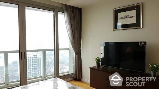 2-BR Condo at The River Condominium near BTS Saphan Taksin