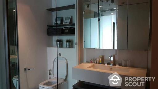 2-BR Condo at The River Condominium near BTS Saphan Taksin