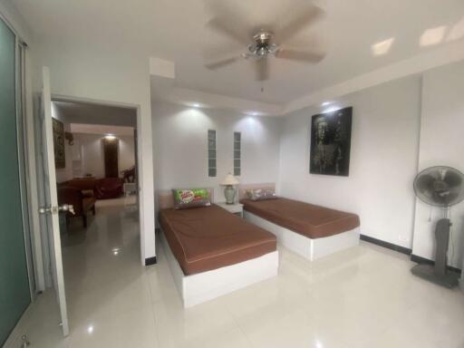 City and River View  Spacious 2BR Condo at Riverside Condo, Chiang Mai