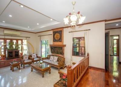6 Bedroom Lanna Style House at Laddarom Elegance Payap Chiang Mai