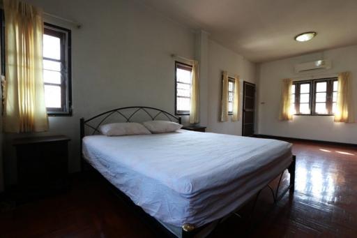 Part furnished 4 bedroom house at Nong Phueng