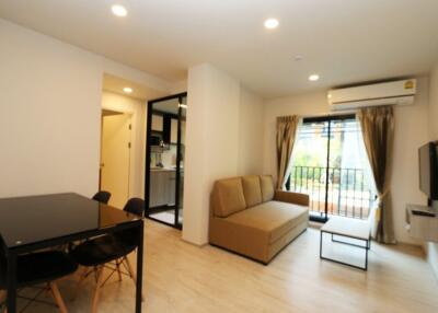 2 bedroom condo to rent at The Escent Ville
