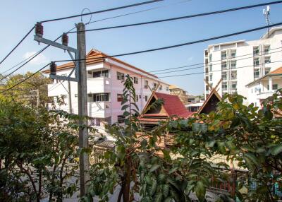 Excellent 1 bed condo for sale D Vieng Santitham