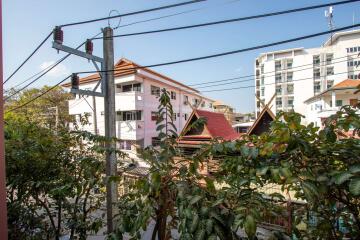 Excellent 1 bed condo for sale D Vieng Santitham