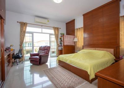 Executive style 4 bed house at Koolpunt Ville 14 : Mahidol Road