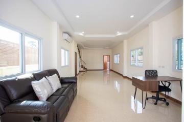 2 Bed house for sale in Khum Phaya Garden Home