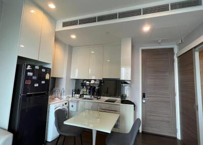 For RENT : Q Asoke / 1 Bedroom / 1 Bathrooms / 38 sqm / 6400000 THB [S11816]