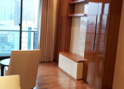 For SALE : The Address Sukhumvit 28 / 2 Bedroom / 2 Bathrooms / 74 sqm / 18200000 THB [S11814]