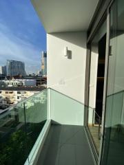 For Rent 2 Bed 2 Bath Condo Siamese Surawong 500m from 800m from BTS Sala Daeng
