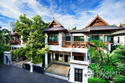 4-BR House at L & H Sathorn close to Naradhiwas Rajanagarindra