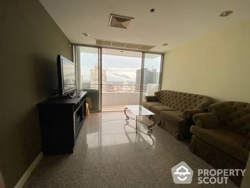 2-BR Condo at Top View Tower Condominium near BTS Thong Lor