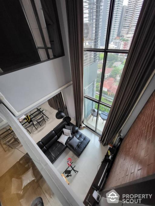 1-BR Condo at Villa Asoke near MRT Phetchaburi