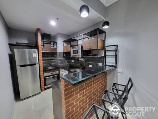 1-BR Condo at Villa Asoke near MRT Phetchaburi