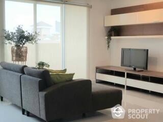 2-BR Condo at The Silk Phaholyothin 3 Condominium near BTS Sanam Pao