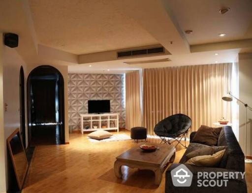 1-BR Condo at Wittayu Complex near BTS Phloen Chit