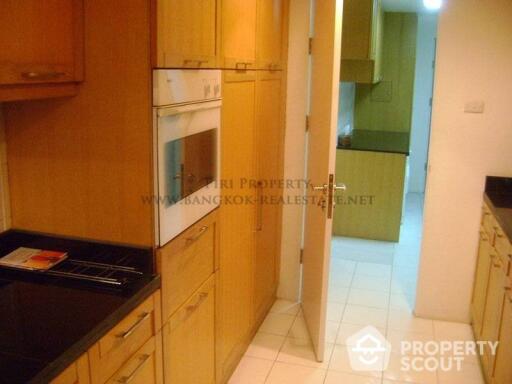 4-BR Condo at Somkid Gardens Condominium near BTS Chit Lom (ID 513191)