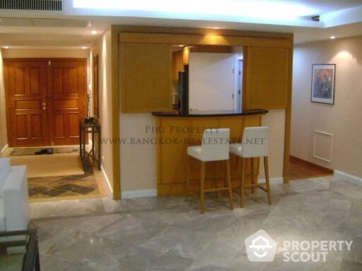 4-BR Condo at Somkid Gardens Condominium near BTS Chit Lom (ID 513191)