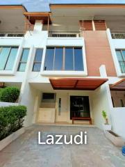 3 Bed 180 SQ.M Townhose at Sukhumvit 97/1