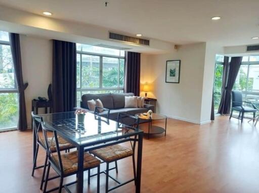 For RENT : The Capital Sukhumvit 30/1 / 2 Bedroom / 2 Bathrooms / 140 sqm / 50000 THB [R11823]