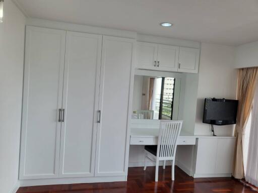 For RENT : Richmond Palace / 3 Bedroom / 2 Bathrooms / 144 sqm / 60000 THB [10883695]