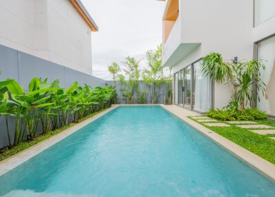 Two-story pool villas all with 3 bedroom