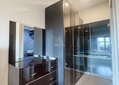 For Rent 1 Bed Condo The Crest Sukhumvit 34 Only 200m from BTS Thonglor