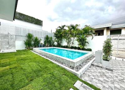 136 Sqm., 5 Beds, 3 Baths House listed for ฿ 13,900,000.