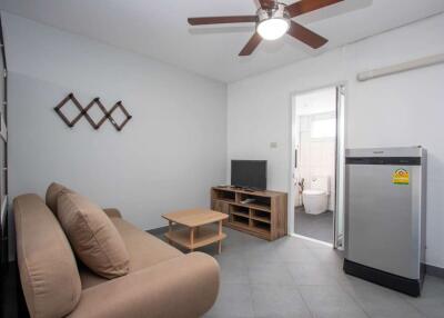 Affordable Studio Room for rent : City View Condo near Tha Phae Gate