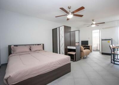 Affordable Studio Room for rent : City View Condo near Tha Phae Gate