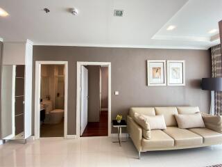 Brand New 2 bedrooms Condominium for Sale near 2 lines of Sky Train with special promotion !