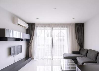 For Rent 49sqm 1 Bed Condo Vista Garden