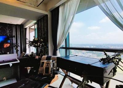 Beautiful condo, river view, in the heart of the city, prime location, The Pano, Rama, Bangkok.