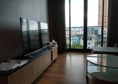 Condo for sale, rent, in the middle of the city, Bangkok. Park Origin Phromphong