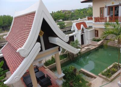 Luxury pool villas in the project The house is ready to move in. Special price. View Talay Marina Na Jomtien Pattaya