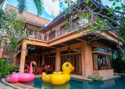 Pool Villa near the sea, Na Jomtien, Pattaya Beautiful house, ready to move in, special price