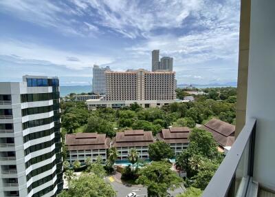 Urgent, urgent, special price condo Beautiful room ready to move in Northpoint Wongamat Pattaya