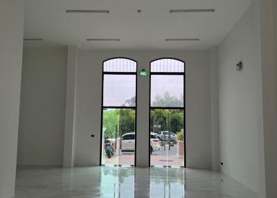 Urgent Sale, Urgent, Shop House in Espana Condo Resort Pattaya Project