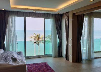 Condo for sale on the beach, romantic atmosphere, PARADISE OCEAN PATTAYA