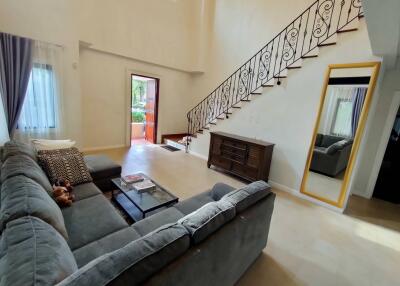 Urgent, urgent, beautiful house ready to move in Beautifully decorated, elegant, expensive Nusa chivani Villase Na Jomtien