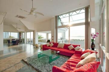 Sombat Condo View Penthouse Pattaya for Sale