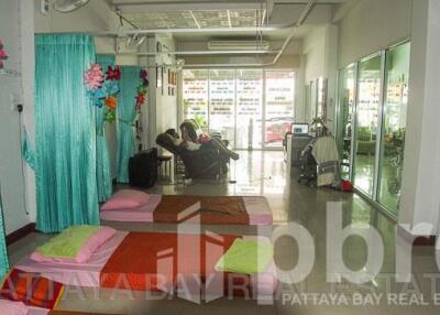 Double Shop House For Sale In Pattaya East