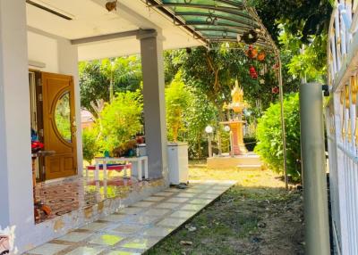 Urgent sale, urgent, nice house in the midst of nature Quiet, suitable for living Corner house, special price, Pattaya Park Hill Village