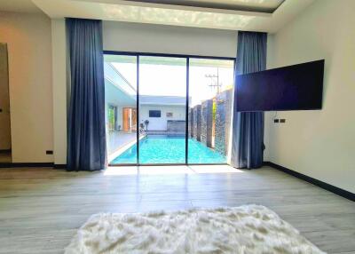 Pool villa for sale with furniture and electrical appliances Baan Mae Pool Villa, Thung Klom, Tan Man, Pattaya