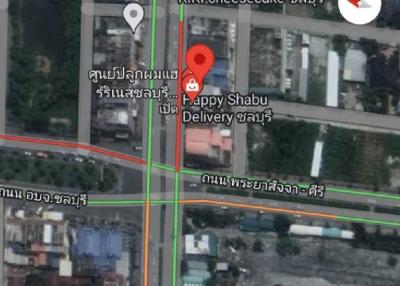 Commercial building for sale, 2 booths, 3 and a half floors Plub Phla Intersection, Phraya Satja Road Connected to the Cholamas Bridge along the Chonburi Sea.