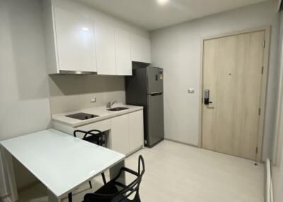 Condo for sale in Thonglor area, Rhythm Sukhumvit, Bangkok.