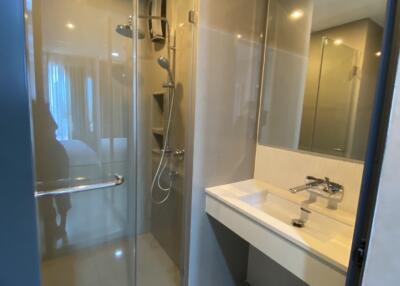 Condo for sale in Thonglor area, Rhythm Sukhumvit, Bangkok.