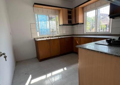 Urgent sale, single house, good price, Naklua, Pattaya