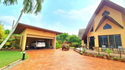luxury pool villas for sale The widest area, Sattahip, Chonburi Great price